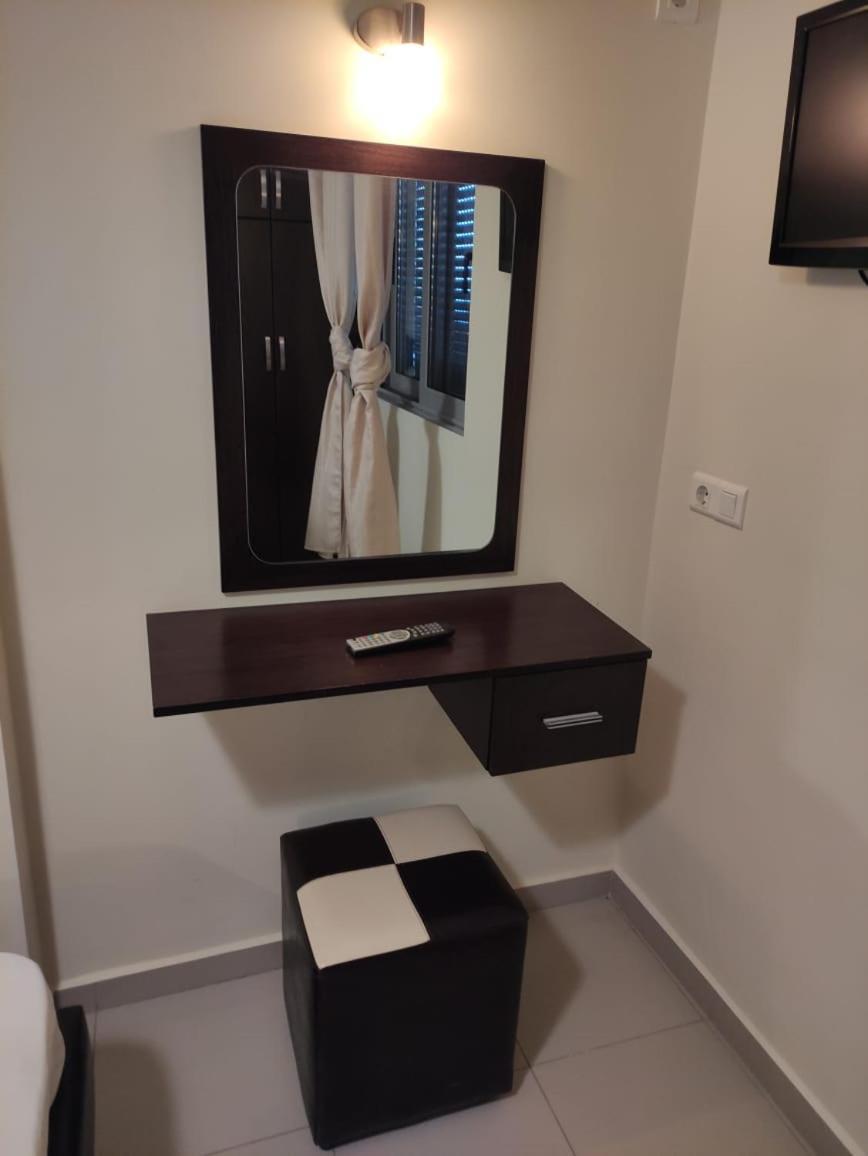 Adam Apartments Sarandë Eksteriør bilde